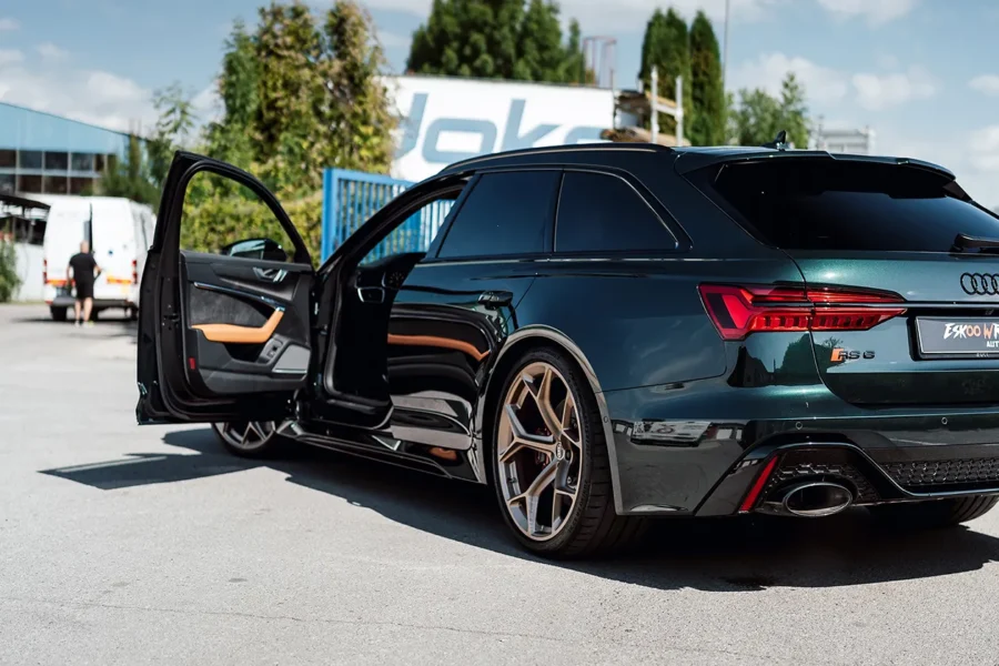 audi rs 6 web