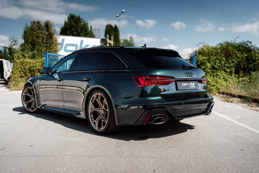 audi rs 6 web