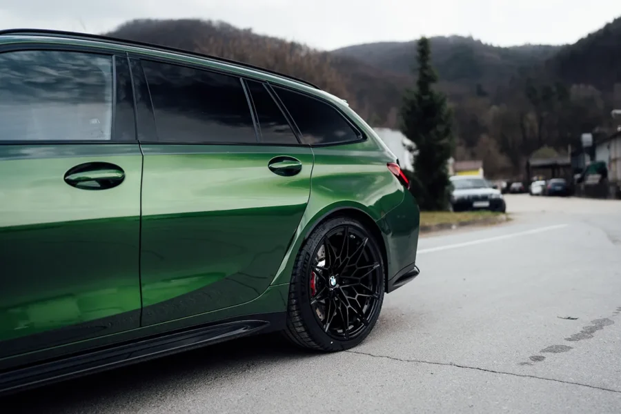 bmw m3 zelena kombi